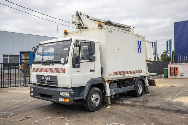 MAN LE 12.180 - COMILEV EN170TPC - Platform udara yang dipasang di truk: gambar 1 MAN LE 12.180 - COMILEV EN170TPC - Platform udara yang dipasang di truk: gambar 1