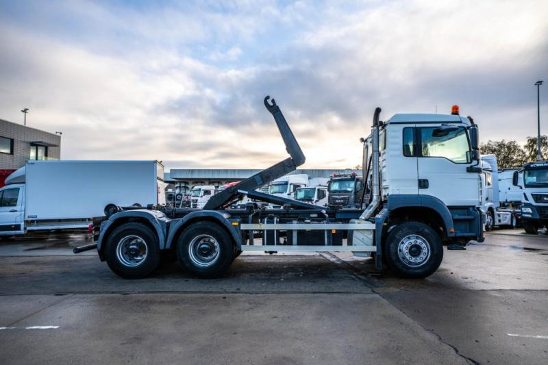 MAN TGA 33.360 BB - Hook lift: gambar 3 MAN TGA 33.360 BB - Hook lift: gambar 3