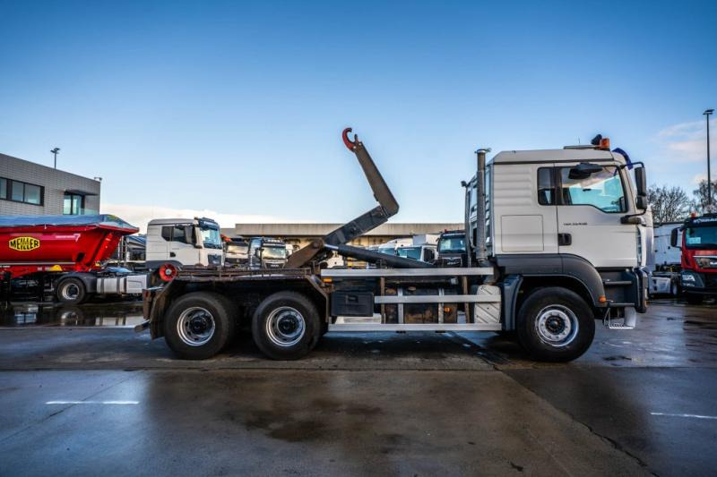 MAN TGA 33.430 BB - Hook lift: gambar 3 MAN TGA 33.430 BB - Hook lift: gambar 3