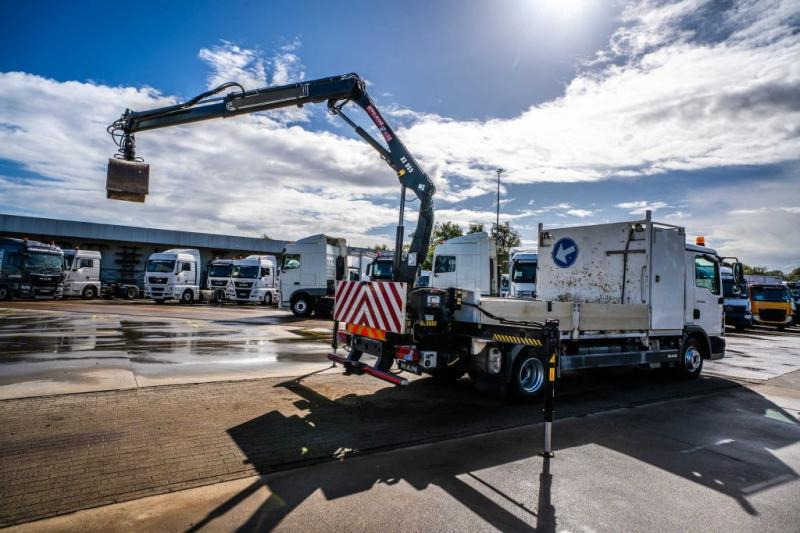 MAN TGL 12.190 BL + HIAB 055 D-1 HIDUO - Truk flatbed, Truk derek: gambar 4 MAN TGL 12.190 BL + HIAB 055 D-1 HIDUO - Truk flatbed, Truk derek: gambar 4