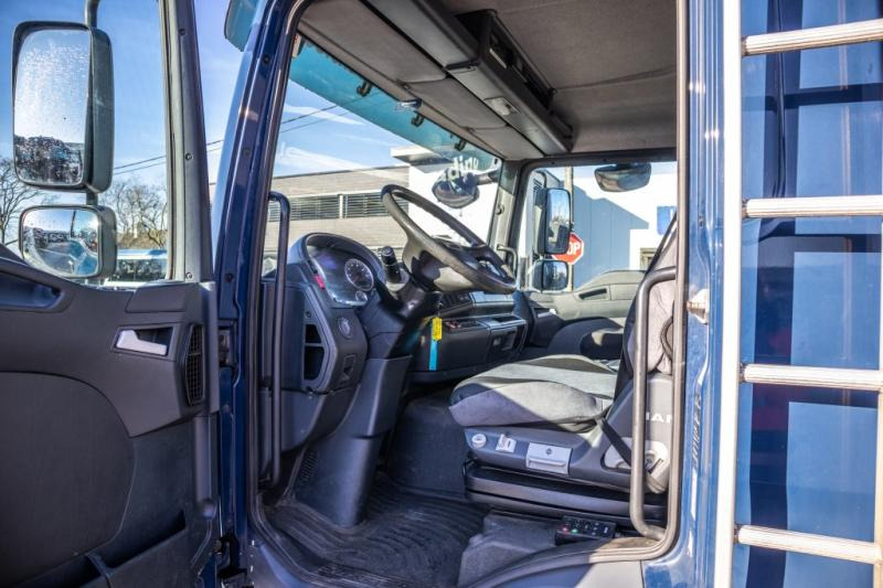 Truk berpendingin MAN TGL 12.220 BL - THERMOKING: gambar 6 Truk berpendingin MAN TGL 12.220 BL - THERMOKING: gambar 6