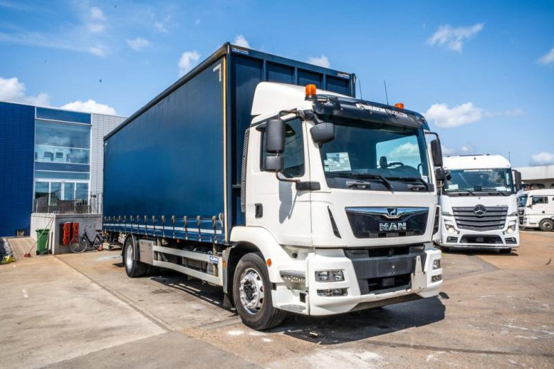 MAN TGM 18.290 BL+DHOLLANDIA 2.5T. - Truk dengan terpal samping: gambar 2 MAN TGM 18.290 BL+DHOLLANDIA 2.5T. - Truk dengan terpal samping: gambar 2