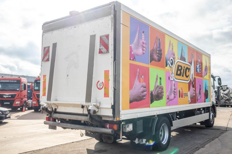 MAN TGM 18.340 BL - Truk box: gambar 3 MAN TGM 18.340 BL - Truk box: gambar 3