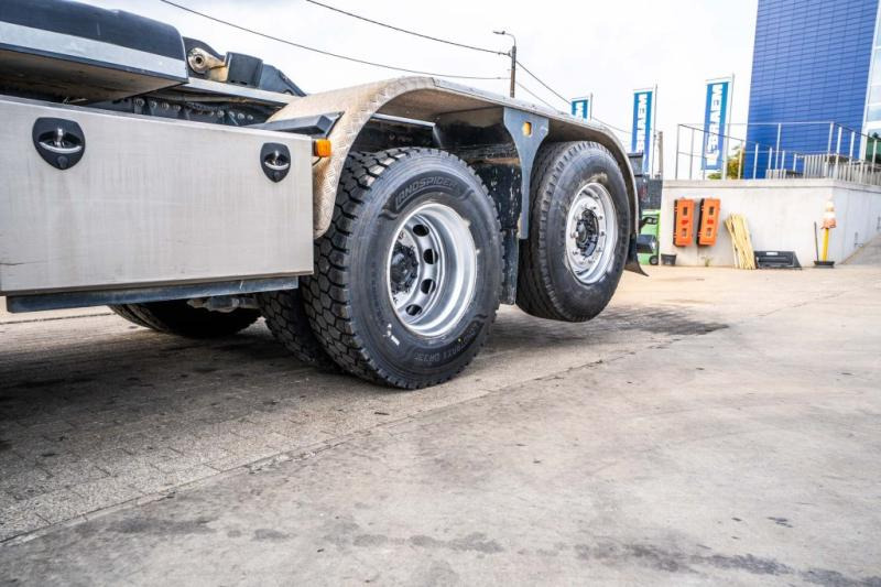 Leasing MAN TGS 26.430 6x2-4 BL MAN TGS 26.430 6x2-4 BL: gambar 7 Leasing MAN TGS 26.430 6x2-4 BL MAN TGS 26.430 6x2-4 BL: gambar 7