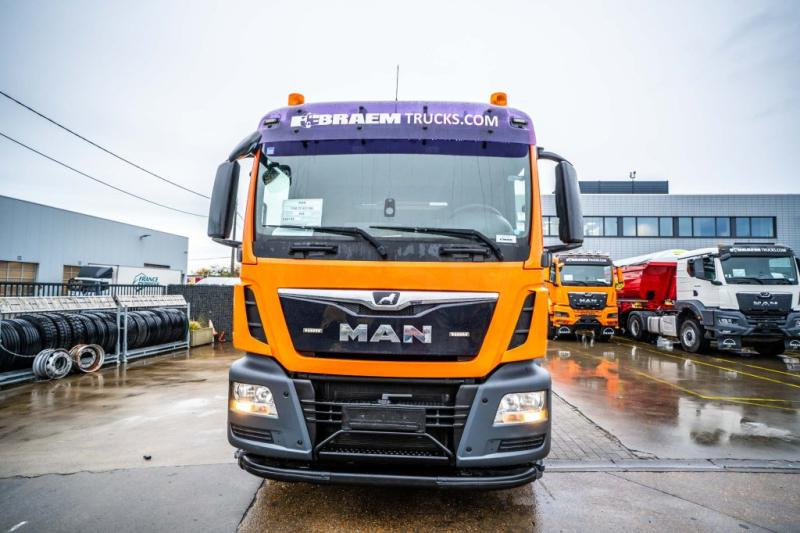 MAN TGS 33.420 BB - Hook lift: gambar 2 MAN TGS 33.420 BB - Hook lift: gambar 2