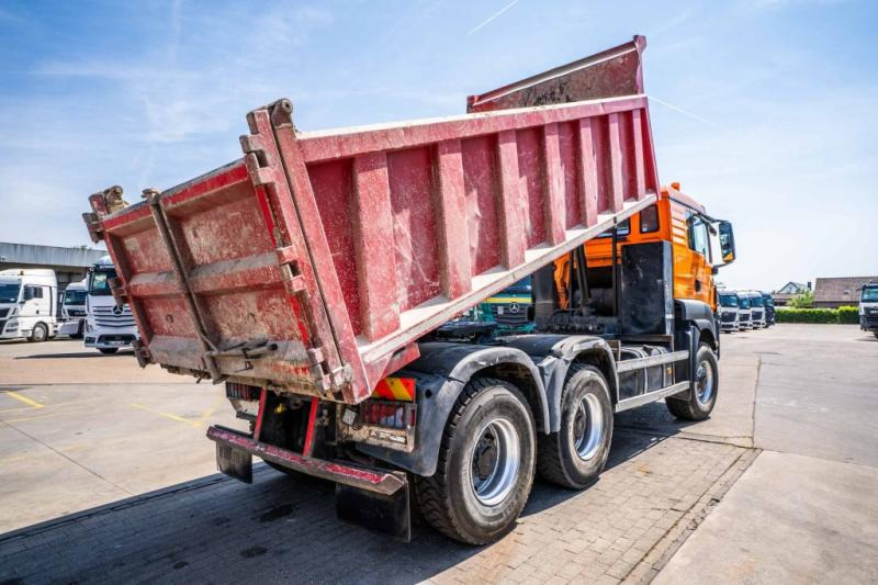 MAN TGS 33.440 BB TIPPER / TRACTOR - Truk jungkit: gambar 4 MAN TGS 33.440 BB TIPPER / TRACTOR - Truk jungkit: gambar 4