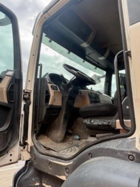 MAN TGS 35.460 BL - HIAB X-HIDUO 228 E-3 - Truk jungkit, Truk derek: gambar 3 MAN TGS 35.460 BL - HIAB X-HIDUO 228 E-3 - Truk jungkit, Truk derek: gambar 3