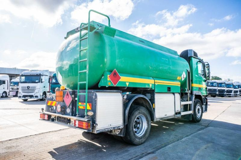 Mercedes ACTROS 1836 - LAG 13 600 LITER - Truk tangki: gambar 5 Mercedes ACTROS 1836 - LAG 13 600 LITER - Truk tangki: gambar 5