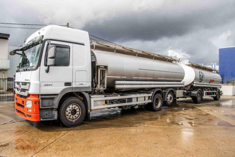 Mercedes ACTROS 2544-MP3+MAGYAR-INOX-18.200L+6COMP - Truk tangki: gambar 1 Mercedes ACTROS 2544-MP3+MAGYAR-INOX-18.200L+6COMP - Truk tangki: gambar 1