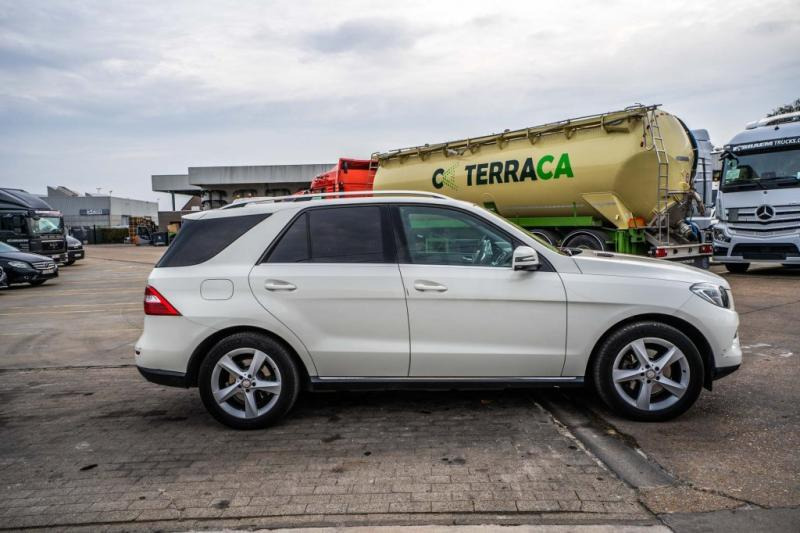 Mercedes-Benz ML 250 CDI - Mobil sedan: gambar 3 Mercedes-Benz ML 250 CDI - Mobil sedan: gambar 3