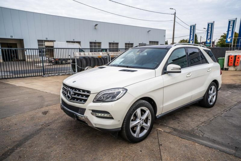 Mercedes-Benz ML 250 CDI - Mobil sedan: gambar 1 Mercedes-Benz ML 250 CDI - Mobil sedan: gambar 1
