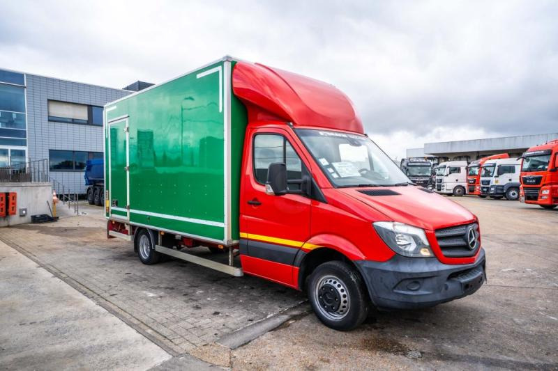 Mercedes SPRINTER 516 CDI - Van panel: gambar 2 Mercedes SPRINTER 516 CDI - Van panel: gambar 2