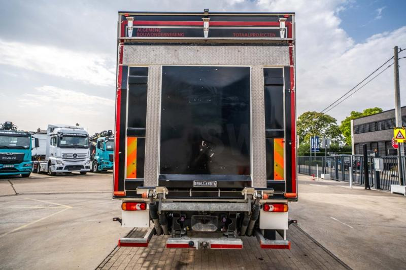 Renault D250 16T.- 36000 KM +DHOLLANDIA 2T. - Truk box: gambar 5 Renault D250 16T.- 36000 KM +DHOLLANDIA 2T. - Truk box: gambar 5