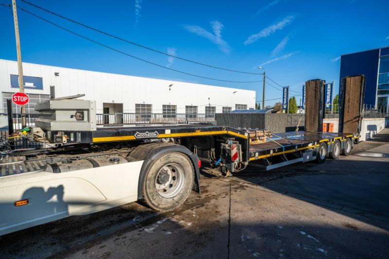Nooteboom MCOS-48-03V - Semi-trailer: gambar 1 Nooteboom MCOS-48-03V - Semi-trailer: gambar 1