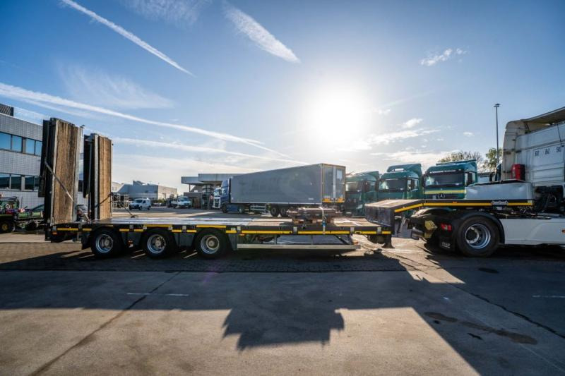 Nooteboom MCOS-48-03V - Semi-trailer: gambar 3 Nooteboom MCOS-48-03V - Semi-trailer: gambar 3