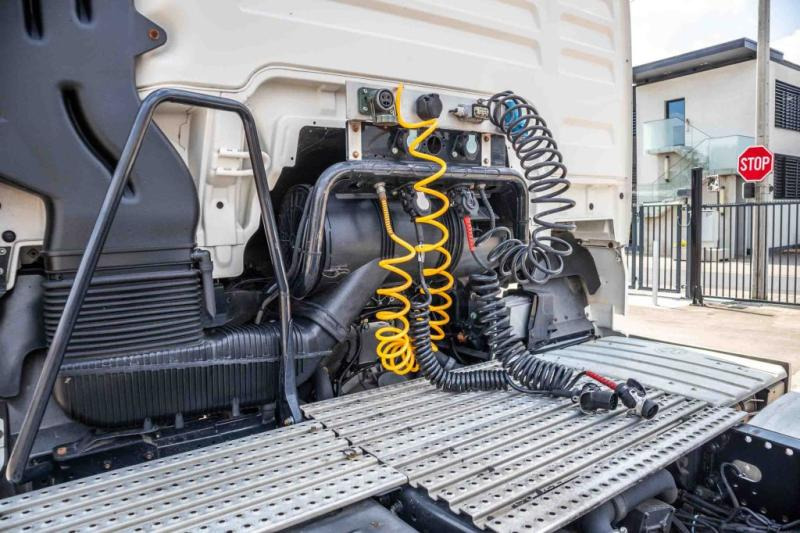 MAN TGX 18.460 XLX BLS+ INTARDER - Tractor head: gambar 5 MAN TGX 18.460 XLX BLS+ INTARDER - Tractor head: gambar 5