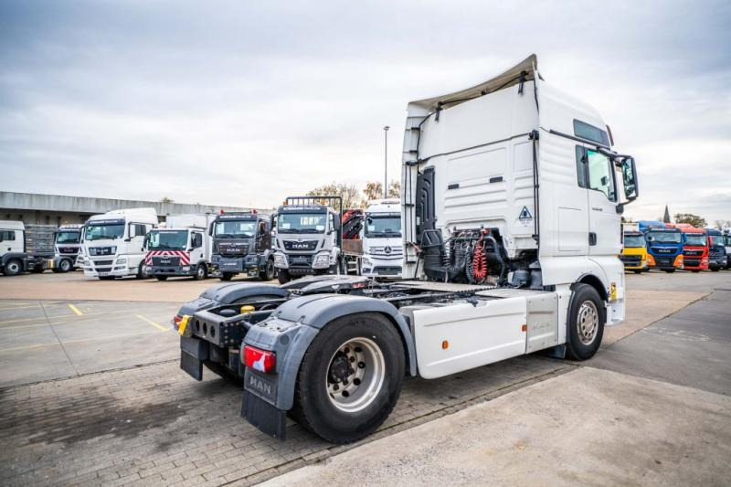 MAN TGX 18.460 XXL BLS - Tractor head: gambar 4 MAN TGX 18.460 XXL BLS - Tractor head: gambar 4