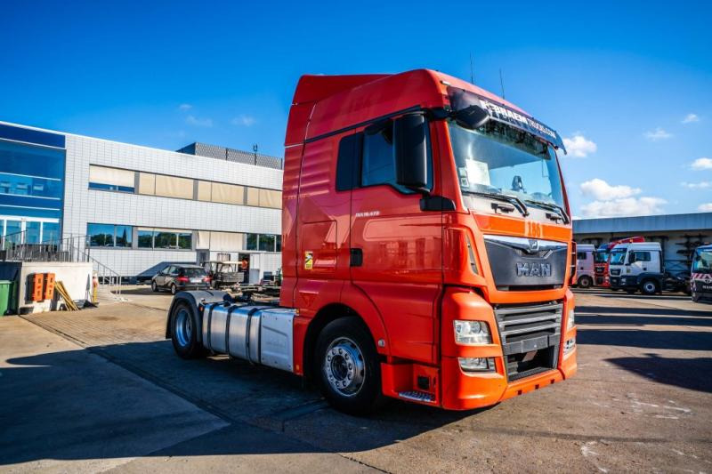 MAN TGX 18.470 XLX BLS - Tractor head: gambar 2 MAN TGX 18.470 XLX BLS - Tractor head: gambar 2