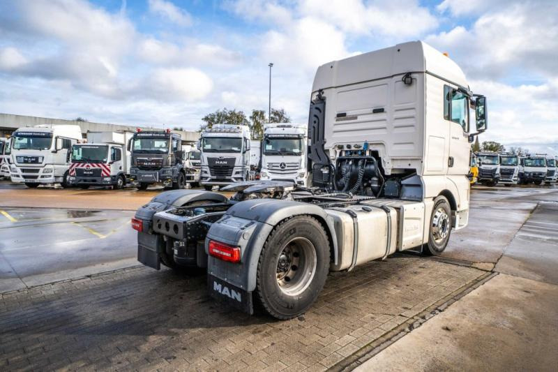 MAN TGX 18.470 XLX BLS+HYDR. - Tractor head: gambar 4 MAN TGX 18.470 XLX BLS+HYDR. - Tractor head: gambar 4