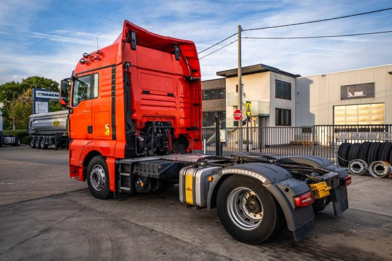 MAN TGX 18.470 XLX BLS+KIPHYDR. - Tractor head: gambar 4 MAN TGX 18.470 XLX BLS+KIPHYDR. - Tractor head: gambar 4