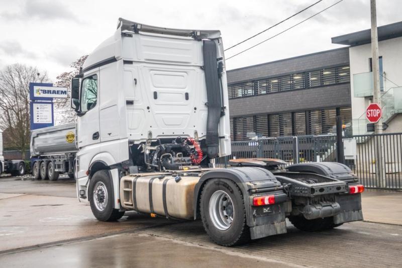 Mercedes ACTROS 1845 HAD+KIPHYDR. - Tractor head: gambar 4 Mercedes ACTROS 1845 HAD+KIPHYDR. - Tractor head: gambar 4