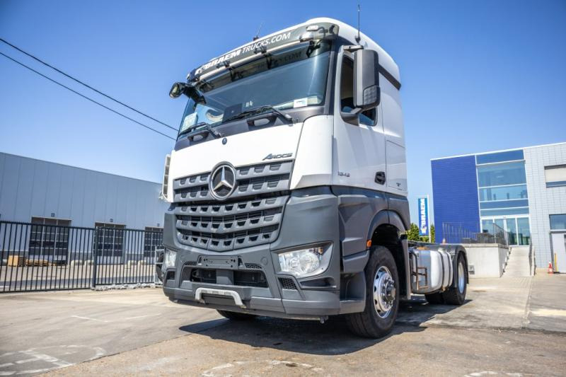 Mercedes AROCS 1845 HAD - 4X4 + HYDR. - Tractor head: gambar 1 Mercedes AROCS 1845 HAD - 4X4 + HYDR. - Tractor head: gambar 1