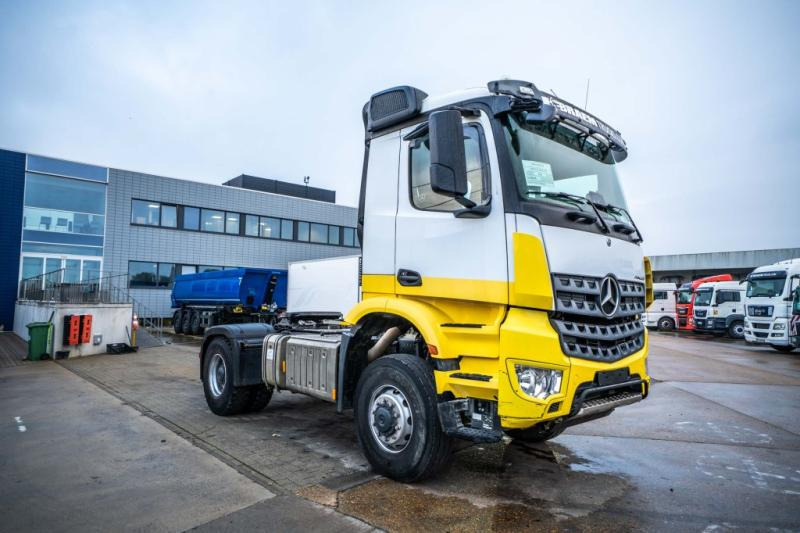 Mercedes AROCS 2045 AS (cardan) - Tractor head: gambar 2 Mercedes AROCS 2045 AS (cardan) - Tractor head: gambar 2