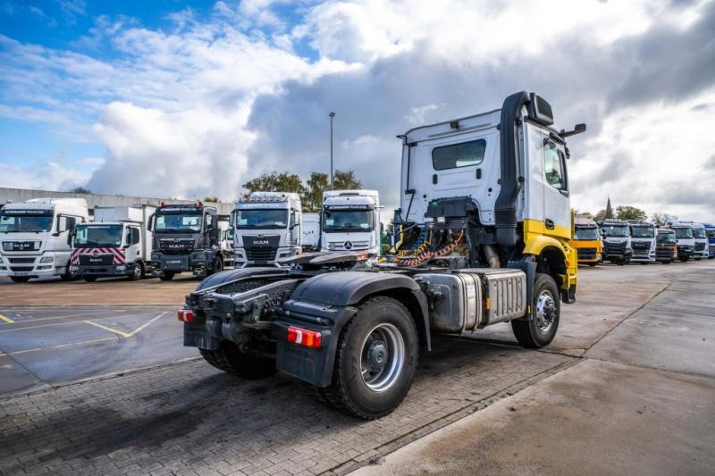 Mercedes AROCS 2045 AS (cardan ) - Tractor head: gambar 4 Mercedes AROCS 2045 AS (cardan ) - Tractor head: gambar 4