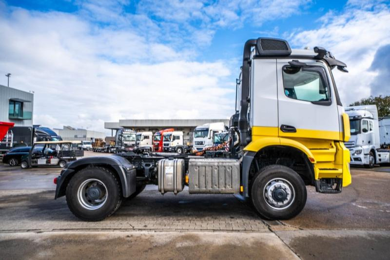 Mercedes AROCS 2045 AS (cardan ) - Tractor head: gambar 3 Mercedes AROCS 2045 AS (cardan ) - Tractor head: gambar 3