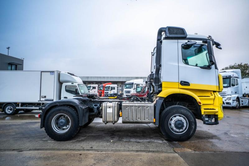 Mercedes AROCS 2045 AS (cardan) - Tractor head: gambar 3 Mercedes AROCS 2045 AS (cardan) - Tractor head: gambar 3