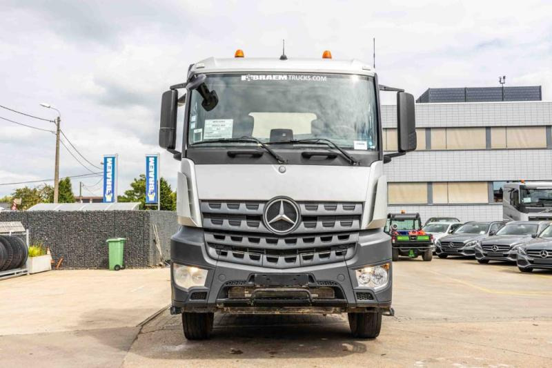Mercedes AROCS 2645 BLS-6X4 - Tractor head: gambar 2 Mercedes AROCS 2645 BLS-6X4 - Tractor head: gambar 2