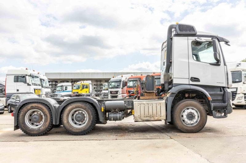 Mercedes AROCS 2645 BLS-6X4 - Tractor head: gambar 4 Mercedes AROCS 2645 BLS-6X4 - Tractor head: gambar 4