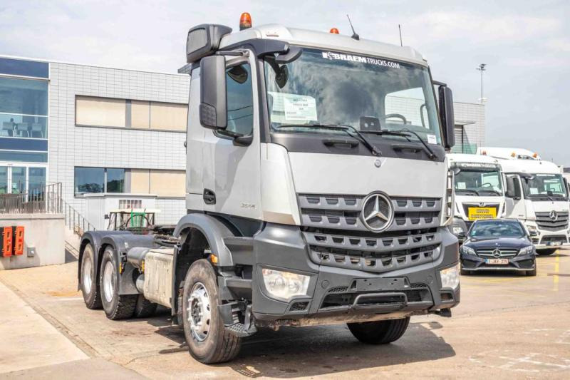 Mercedes AROCS 2645 BLS-6X4 - Tractor head: gambar 2 Mercedes AROCS 2645 BLS-6X4 - Tractor head: gambar 2