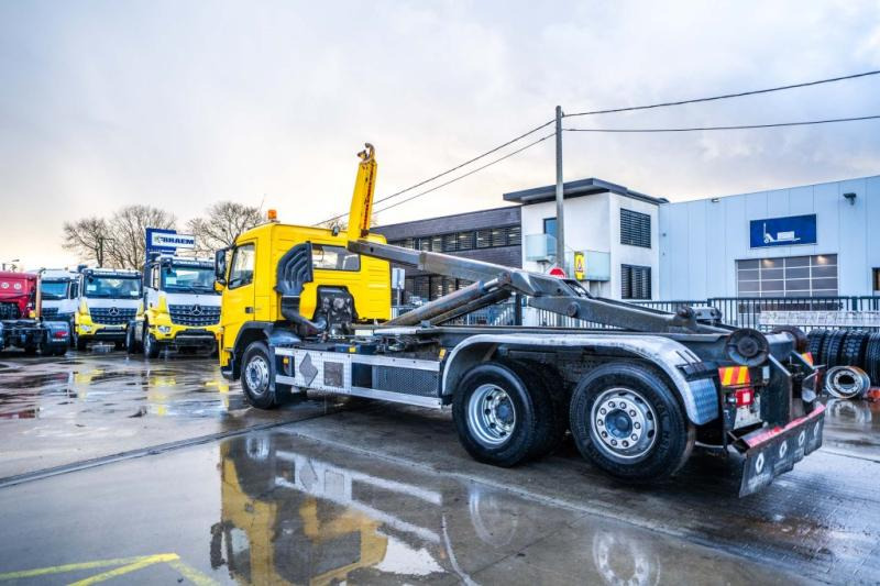 Volvo FM400-6x2-E5 + VDL 20 T. - Hook lift: gambar 5 Volvo FM400-6x2-E5 + VDL 20 T. - Hook lift: gambar 5