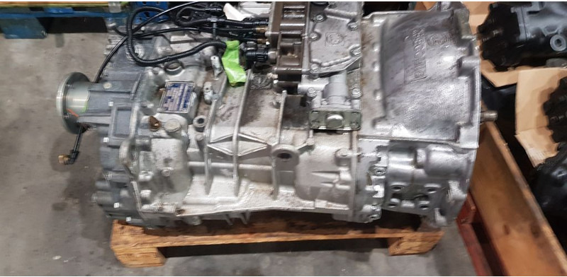 Iveco ZF 9S1110TO, 1324003066 - Gearbox: gambar 1 Iveco ZF 9S1110TO, 1324003066 - Gearbox: gambar 1