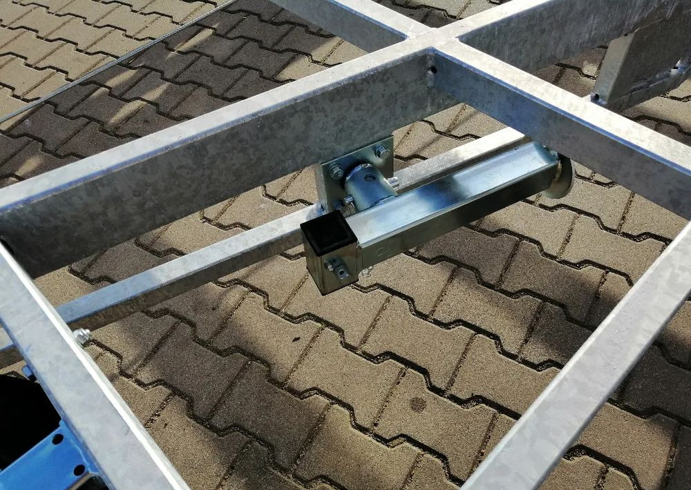 Besttrailers TINY HOUSE (Domki mobilne) 7,2x2,45 m DMC 3500 kg, 2 osie, 13", 4 podpory - Trailer sasis: gambar 4 Besttrailers TINY HOUSE (Domki mobilne) 7,2x2,45 m DMC 3500 kg, 2 osie, 13", 4 podpory - Trailer sasis: gambar 4