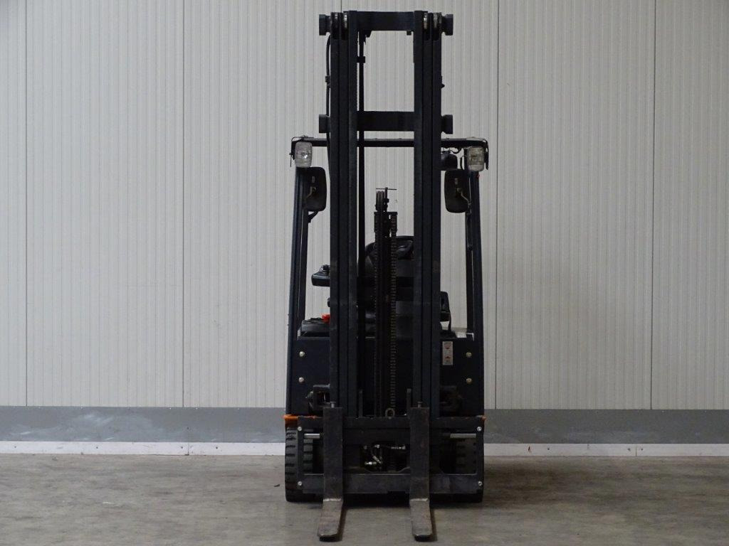 Doosan B18T-5 - TRIPLEX - Forklift listrik: gambar 4 Doosan B18T-5 - TRIPLEX - Forklift listrik: gambar 4