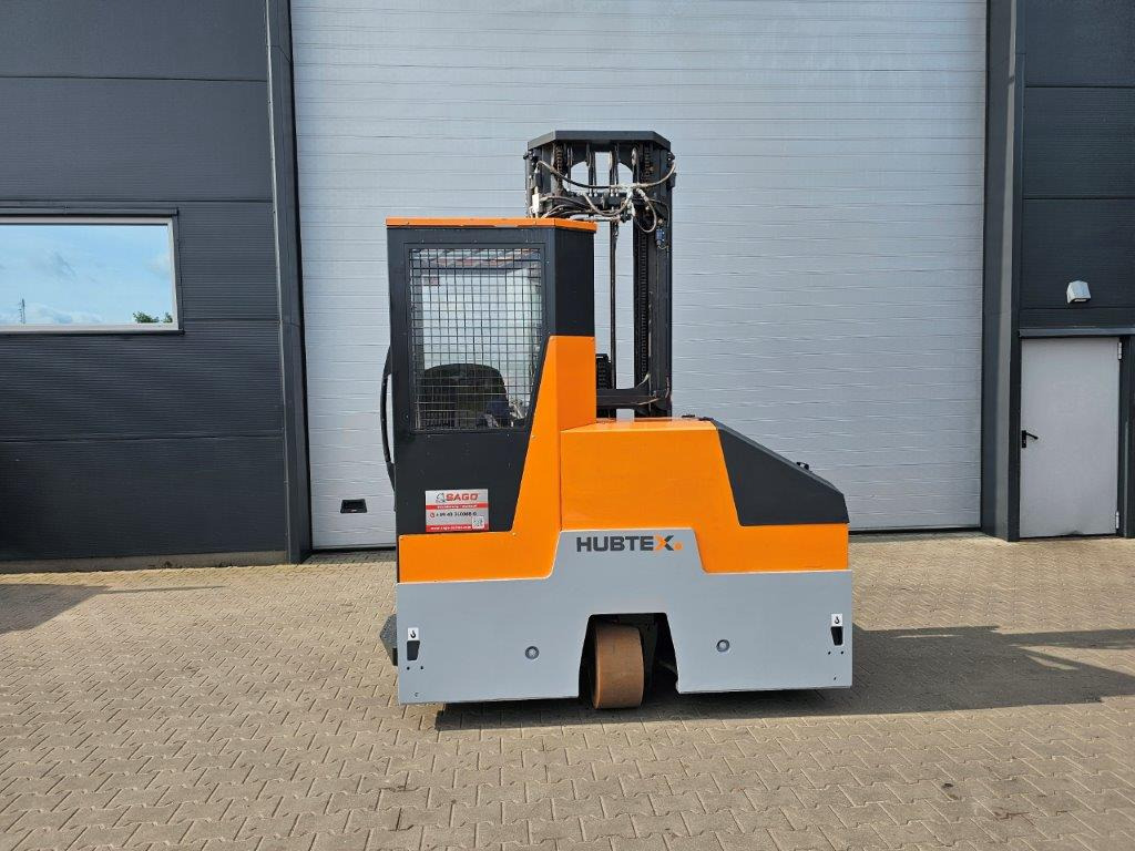 Hubtex DQ30-E - TRIPLEX - Loader empat arah: gambar 2 Hubtex DQ30-E - TRIPLEX - Loader empat arah: gambar 2