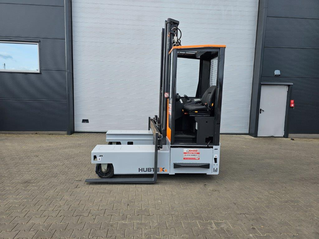 Hubtex DQ30-E - TRIPLEX - Loader empat arah: gambar 3 Hubtex DQ30-E - TRIPLEX - Loader empat arah: gambar 3
