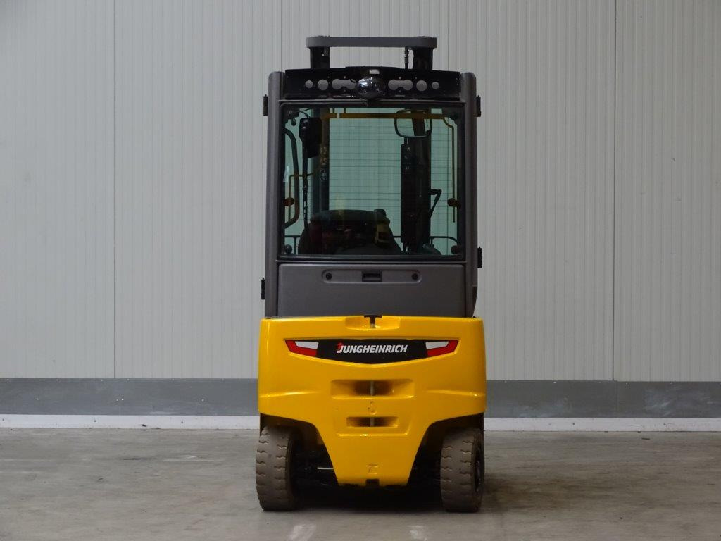 Jungheinrich EFG316 - Batterie 2024 - Forklift listrik: gambar 4 Jungheinrich EFG316 - Batterie 2024 - Forklift listrik: gambar 4
