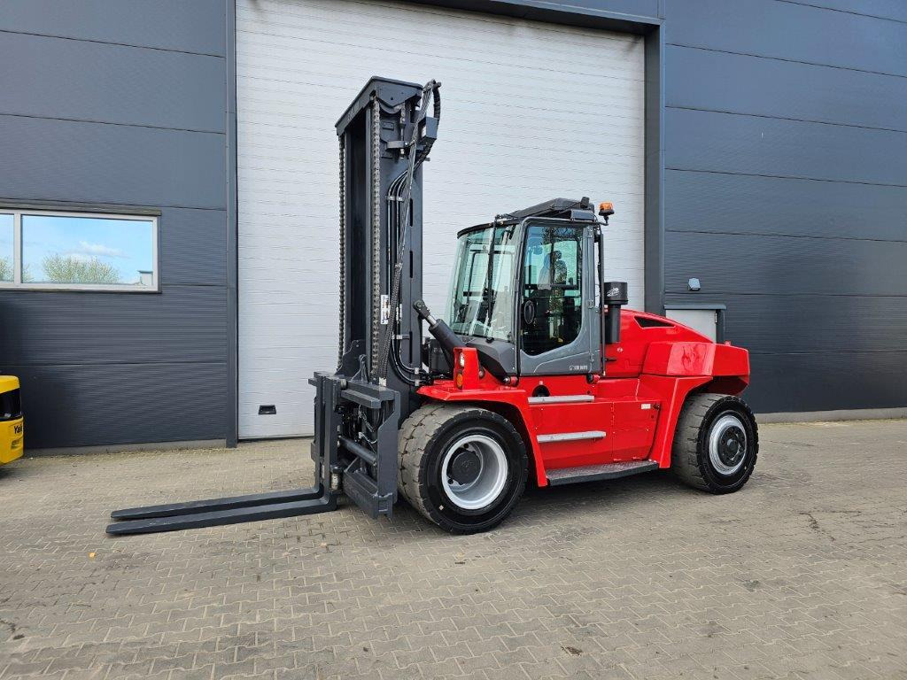 Kalmar DCG120-6 - Penanganan kontainer: gambar 1 Kalmar DCG120-6 - Penanganan kontainer: gambar 1