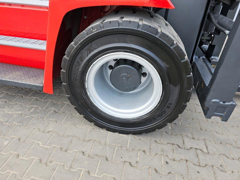 Kalmar DCG120-6 - Penanganan kontainer: gambar 2 Kalmar DCG120-6 - Penanganan kontainer: gambar 2