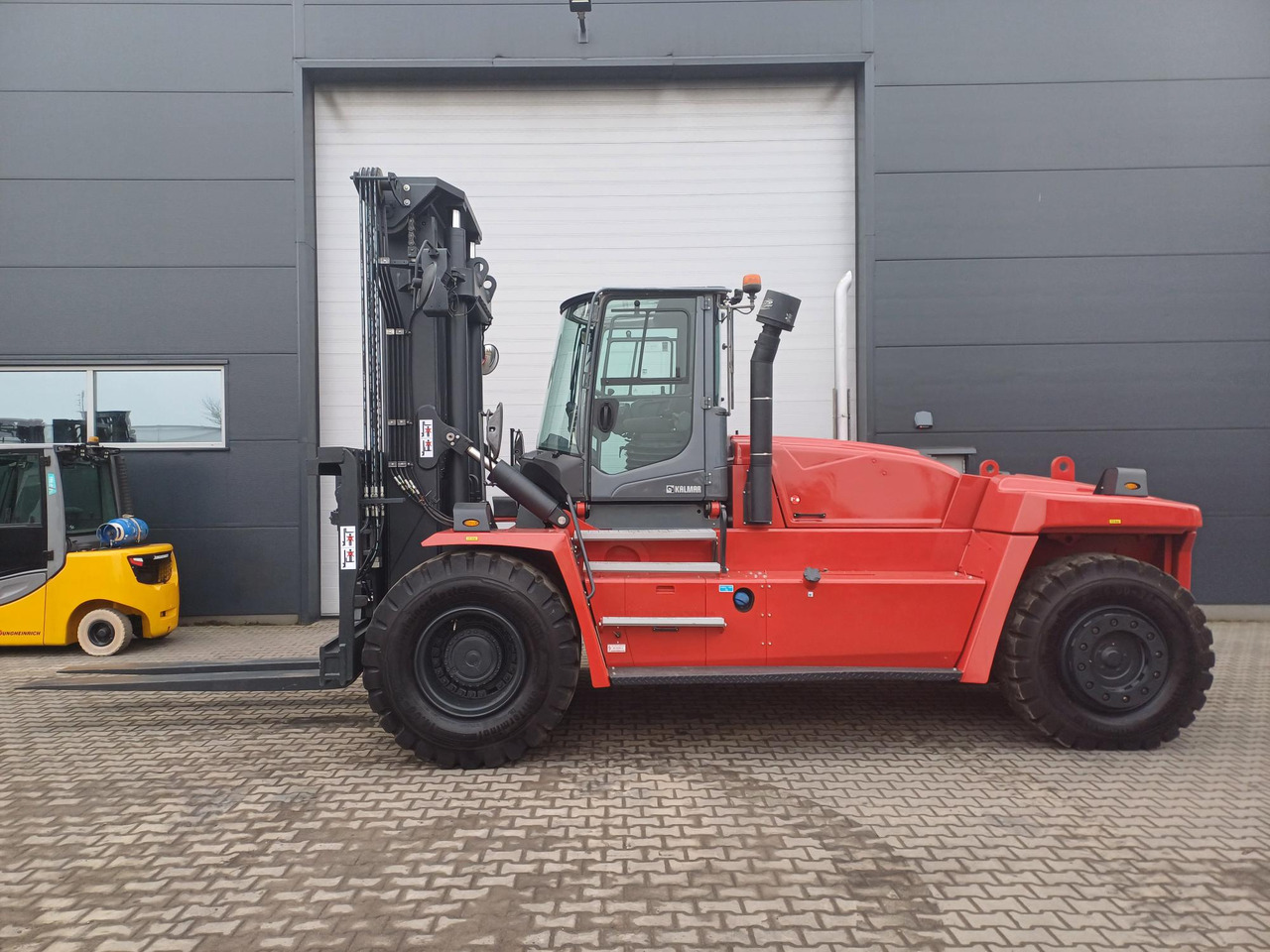 Kalmar DCG250-12LB - Forklift diesel: gambar 3 Kalmar DCG250-12LB - Forklift diesel: gambar 3