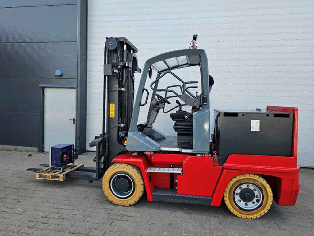 Kalmar ECF70-6C Kompaktstapler - Forklift listrik: gambar 1 Kalmar ECF70-6C Kompaktstapler - Forklift listrik: gambar 1