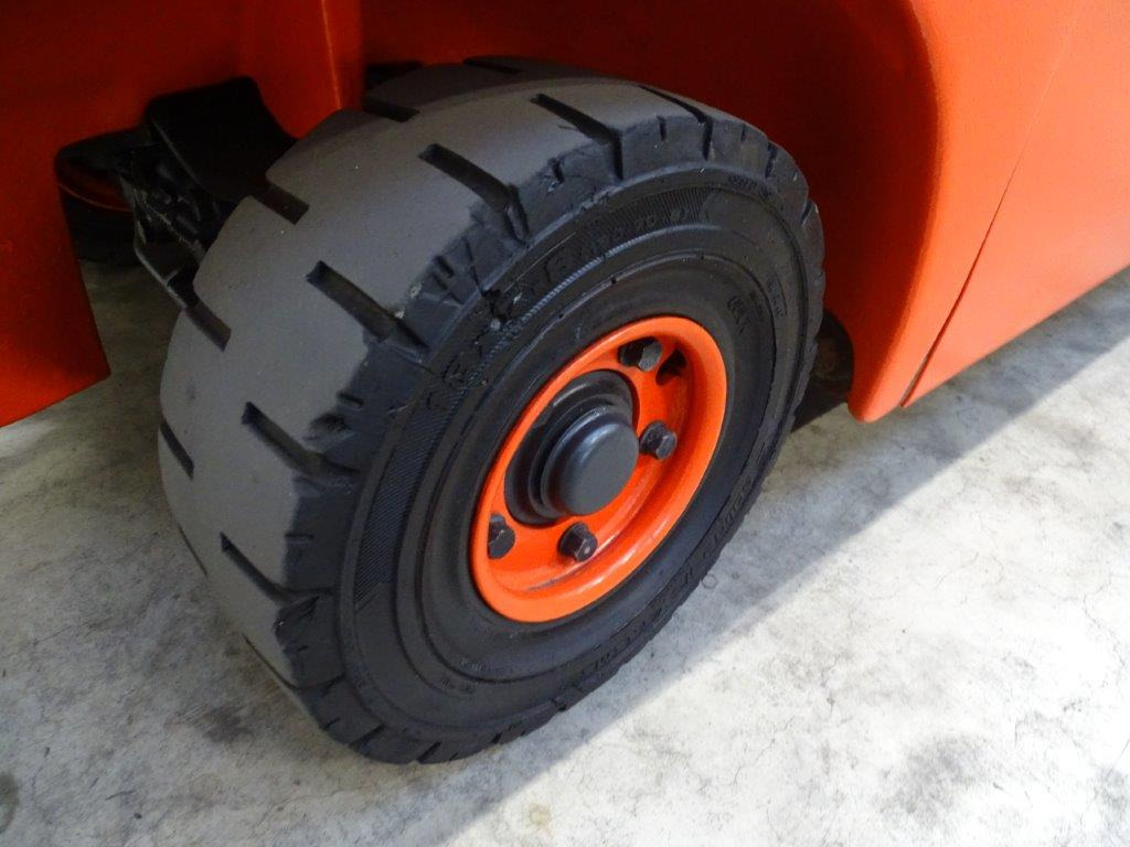 Linde H18D-01 - TRIPLEX - Forklift diesel: gambar 2 Linde H18D-01 - TRIPLEX - Forklift diesel: gambar 2