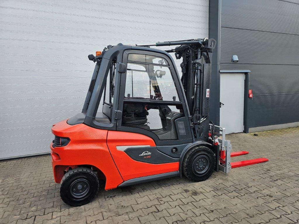 Linde H35D-01 - TRIPLEX - NEU MODEL - Forklift diesel: gambar 3 Linde H35D-01 - TRIPLEX - NEU MODEL - Forklift diesel: gambar 3