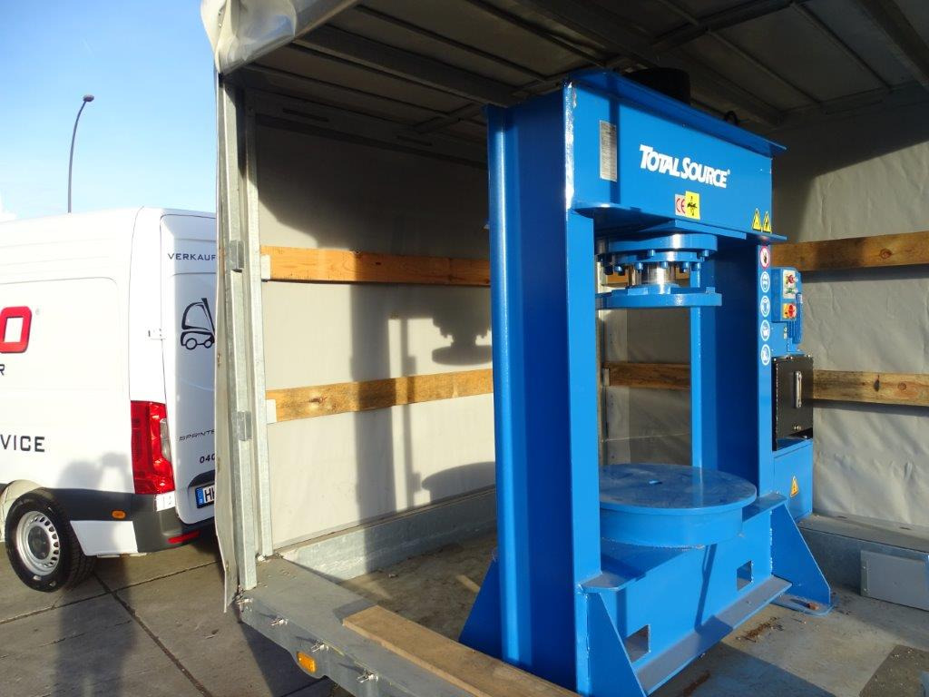 MOBILE VOLLREIFENPRESSE - Peralatan bengkel: gambar 2 MOBILE VOLLREIFENPRESSE - Peralatan bengkel: gambar 2