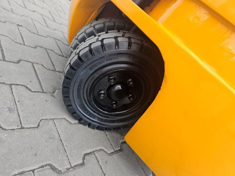 Still R20-16 - TRIPLEX - Forklift listrik: gambar 2 Still R20-16 - TRIPLEX - Forklift listrik: gambar 2