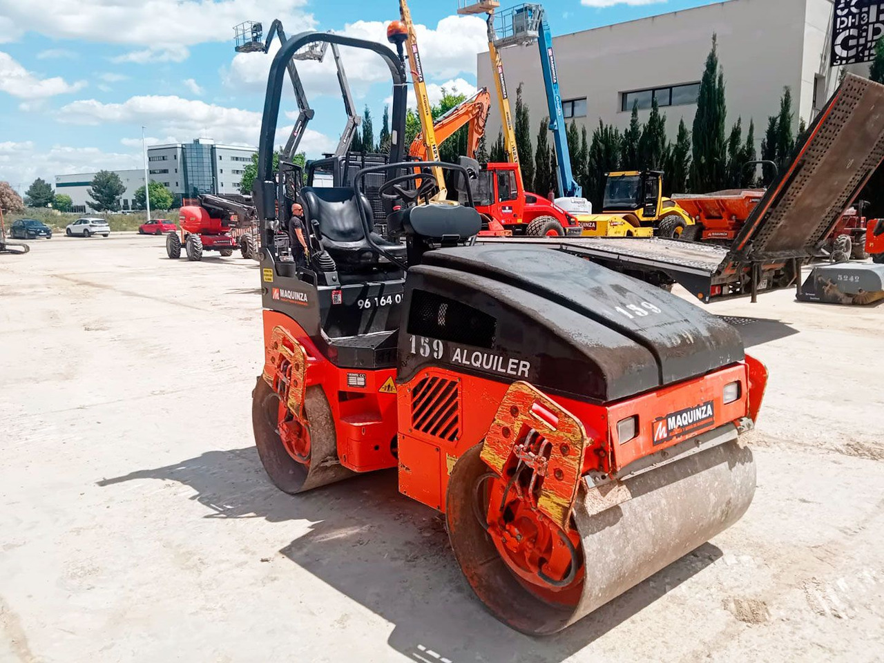 BOMAG BW120AD4 - Roller jalan: gambar 1 BOMAG BW120AD4 - Roller jalan: gambar 1