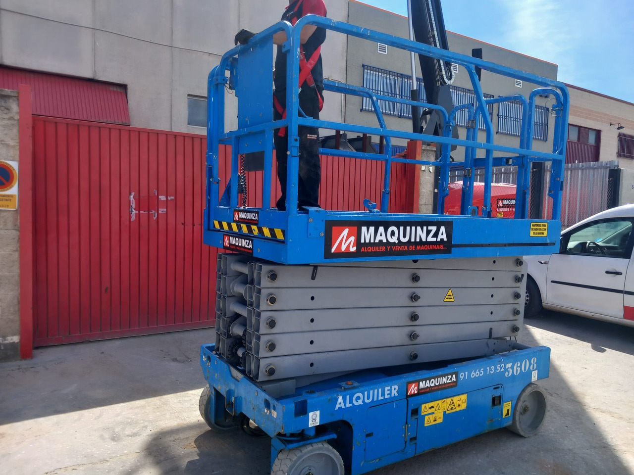 GENIE GS4047 - Scissor lifts: gambar 4 GENIE GS4047 - Scissor lifts: gambar 4